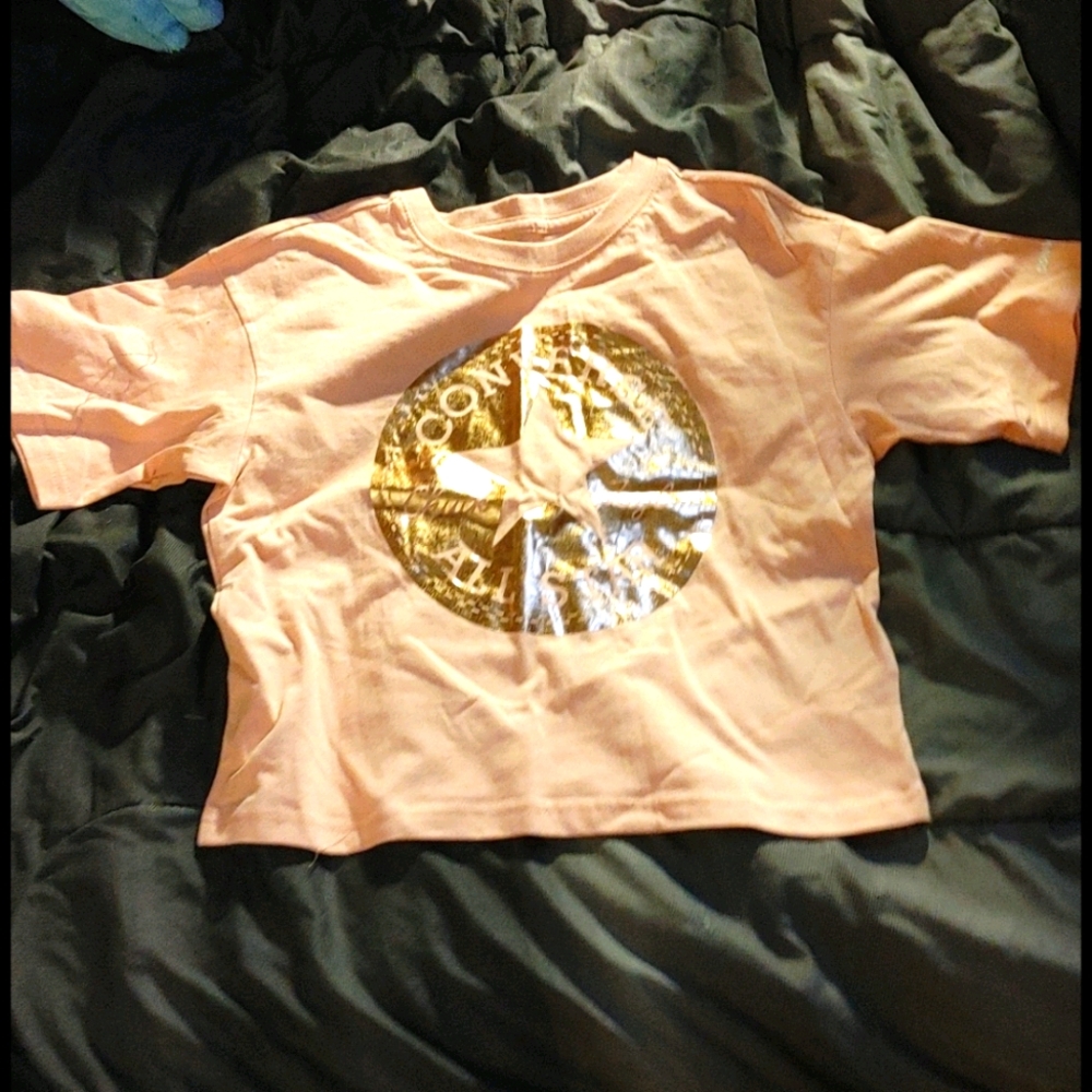 Converse tee